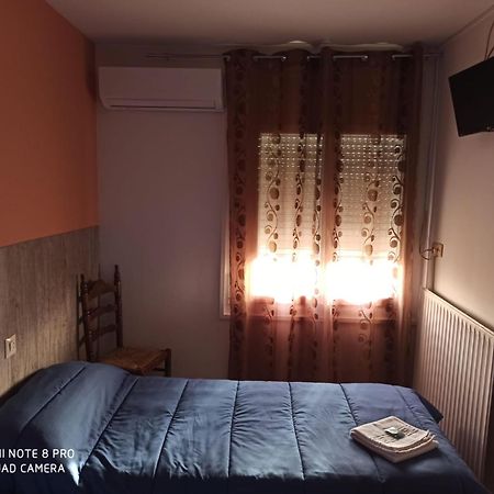 Hostal Galicia Figueres  Exterior foto